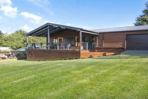 Rosella House Robertson A Tranquil Highlands Escape - Phillip Island Accommodation 0