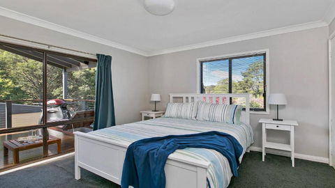Rosella House Robertson A Tranquil Highlands Escape - Phillip Island Accommodation 7