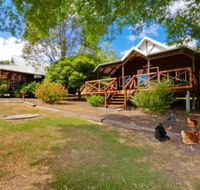 Sunnyhurst Chalets Rural Stay - Phillip Island Accommodation