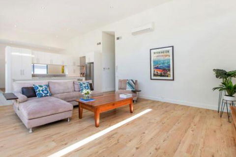 PALM COURT RETREAT MORNINGTON - Phillip Island Accommodation 4