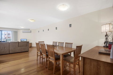 Breakwater Views Apartments - Phillip Island Accommodation 6