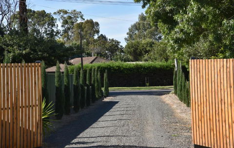 Kennedy House Euroa - Phillip Island Accommodation 1