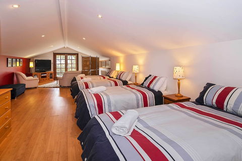 Tranquility On Troon - Phillip Island Accommodation 3