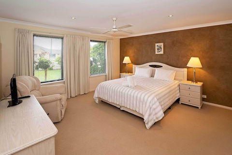 Tranquility On Troon - Phillip Island Accommodation 1