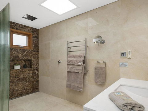 Casa Sul Lago Quite Simply A Very Special Place - Phillip Island Accommodation 3