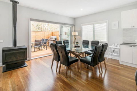 HALE KUPA Rye Beach House Spa Table Tennis - Phillip Island Accommodation 6