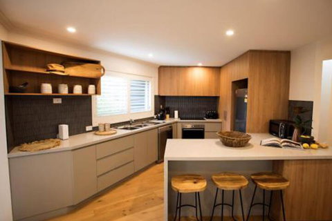 MONREPOS - Phillip Island Accommodation 0