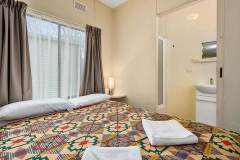 Castlemaine Central Cabin & Van Park - Phillip Island Accommodation 5