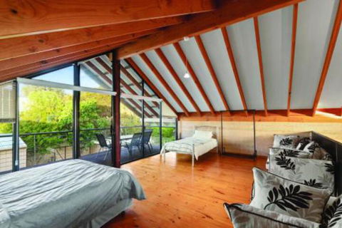 Swallows Nest - Phillip Island Accommodation 6
