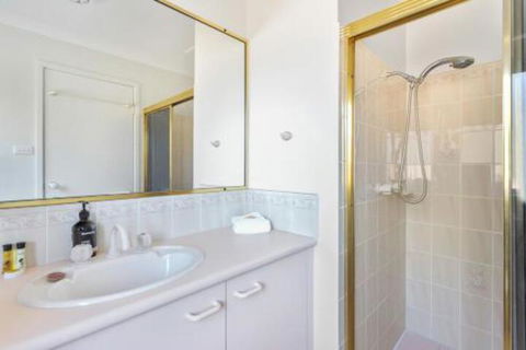 Macleay Street 23 Narrawallee - Phillip Island Accommodation 6