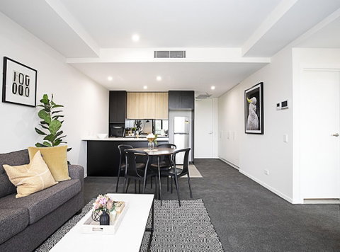 CANBERRA CHIC Hosted By LAbode - Phillip Island Accommodation 5