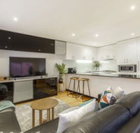 Tranquil Townhouse in Port Melbourne - Phillip Island Accommodation