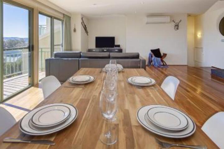 Pilot Wilderness NSW Phillip Island Accommodation