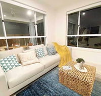 Hope Island Water Front House - Phillip Island Accommodation