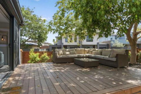 The Heart Of Cosmopolitan Mornington - Phillip Island Accommodation 0