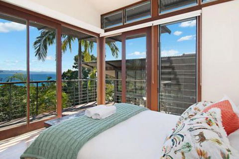Above The Pass - Phillip Island Accommodation 5