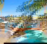 Sunshine Villa at Sanctuary Cove - Phillip Island Accommodation