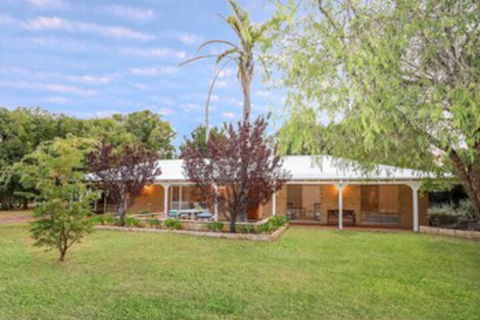 Seabreeze House - Phillip Island Accommodation 0