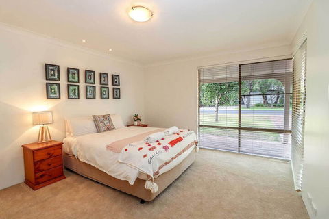 Seabreeze House - Phillip Island Accommodation 2