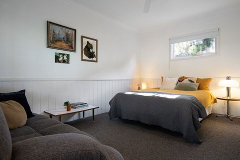 Hepburn Pool House - Phillip Island Accommodation 4
