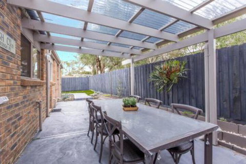 PERFECT On PYMBLE AVE - Phillip Island Accommodation 6