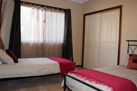 SERENITY - Phillip Island Accommodation 4