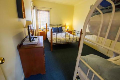 A Mariners Place BEST Location In Town! - Phillip Island Accommodation 1