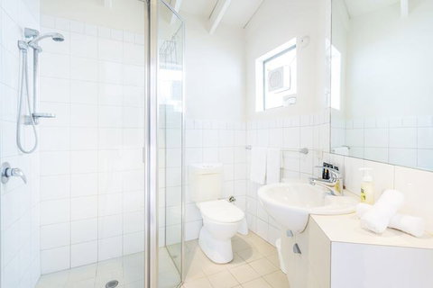 Como Mezzanine Retreat - Phillip Island Accommodation 7