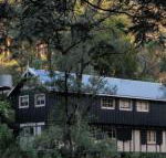 Walhalla Coach House - Phillip Island Accommodation