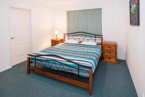 Nyes Nest - Phillip Island Accommodation 3