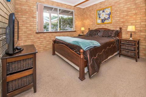 Country Cottage - Phillip Island Accommodation 5