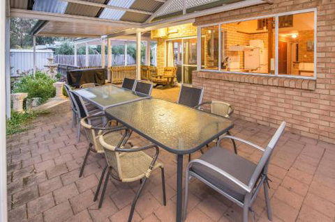 Country Cottage - Phillip Island Accommodation 1
