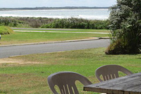 Jen's Beach House - Phillip Island Accommodation 2
