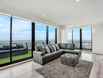 MJ Shortstay Apartments - Platinum Tower - Phillip Island Accommodation 1
