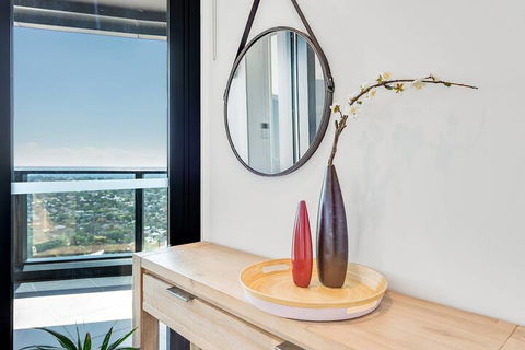 Designer Home With View 2 BED In Box Hill Vbh850 - Phillip Island Accommodation 2