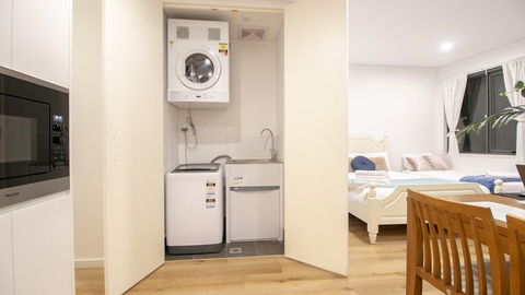 B06-darling Harbour Studio - Phillip Island Accommodation 5