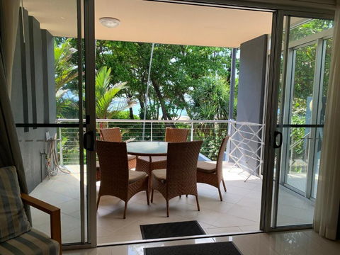 Beach House Apartment 1 - Phillip Island Accommodation 2