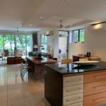 Beach House Apartment 1 - Phillip Island Accommodation 0