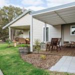 Stablebase - Phillip Island Accommodation 0