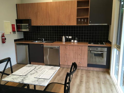 Indulge At Daylesford - Phillip Island Accommodation 2