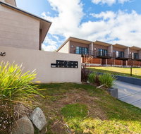 Khione 6 - Modern 2 bedroom Townhouse - Phillip Island Accommodation