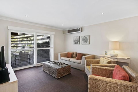 Pacific Blue Pool Spa & More Available In Complex! - Phillip Island Accommodation 2