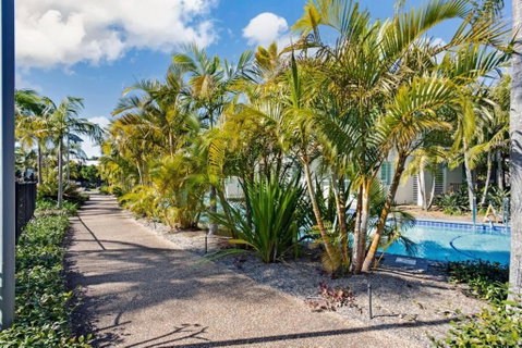 Pacific Blue Pool Spa & More Available In Complex! - Phillip Island Accommodation 3