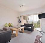 Beloka 2 / 10 Beloka Close Jindabyne - Phillip Island Accommodation