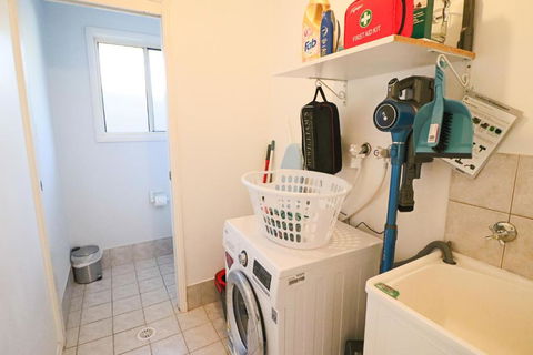 Lakelandia - Phillip Island Accommodation 6