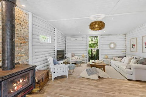 MARTHA COTTAGE Mt. MARTHA - Phillip Island Accommodation 0