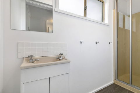 Beauty AND THE Peace - Inlet Side - Phillip Island Accommodation 0