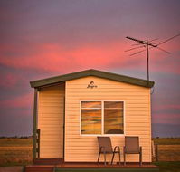 Lang Lang Caravan Park - Phillip Island Accommodation