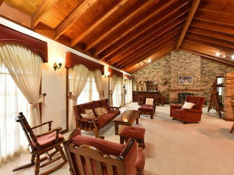 Wine Country Homestead Estate - Phillip Island Accommodation 0