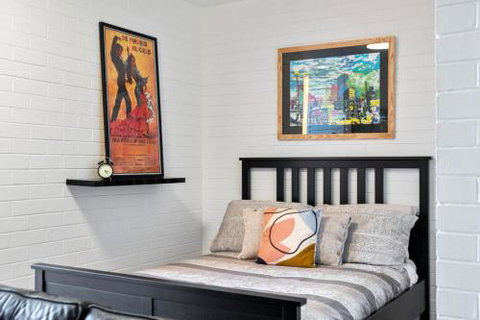 Soho Chic Apartment - Phillip Island Accommodation 0